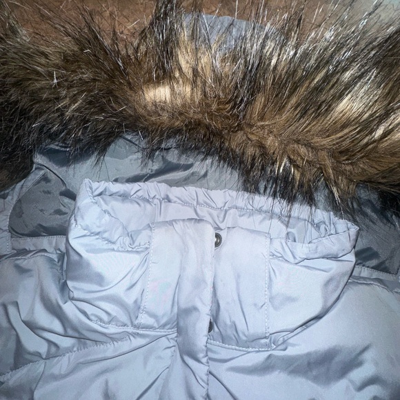 Women’s Columbia Bell Isle long Winter Jacket, fur lined hood, size medium - Picture 2 of 14